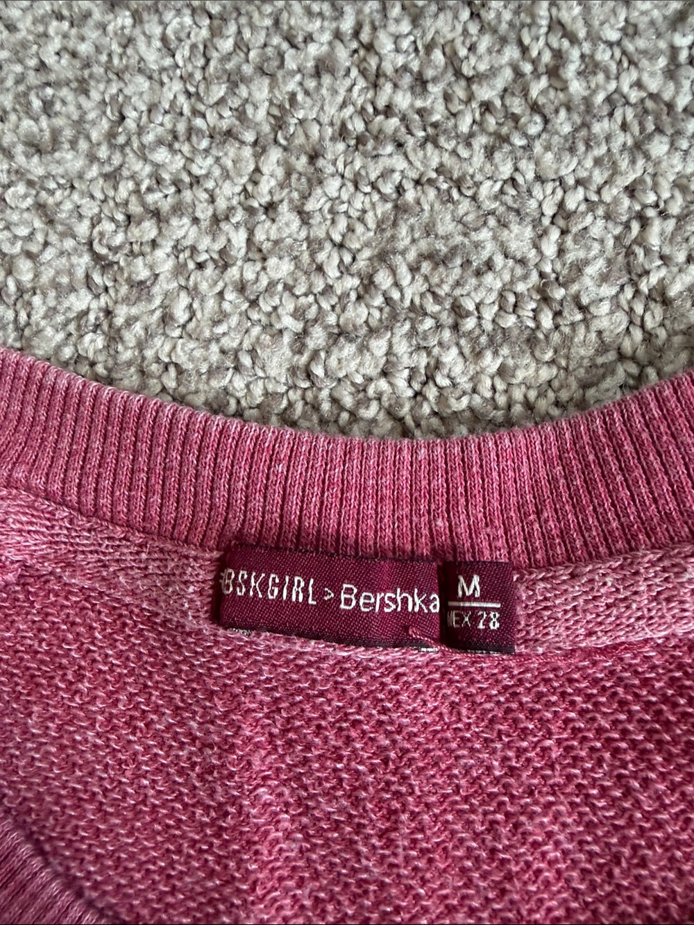 Two sweater bundle - Picture 6 of 6